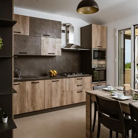 Orizzonte Blu * צ'פאלו