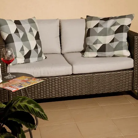 Orizzonte Blu Apartment *