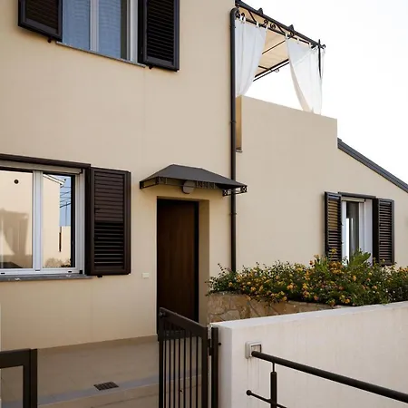 Orizzonte Blu Apartment *